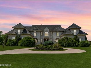 3 Hill And Dale Rd, Lebanon, NJ 08833