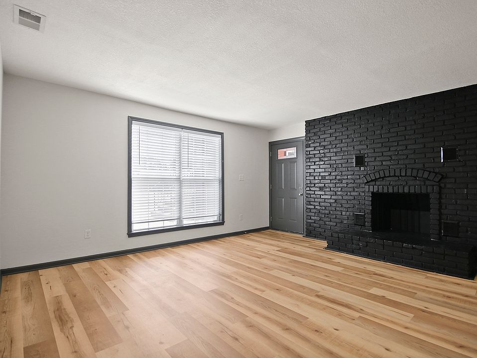 Building Photo 5