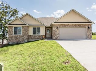 108 Maxwell St, Waynesville, MO 65583