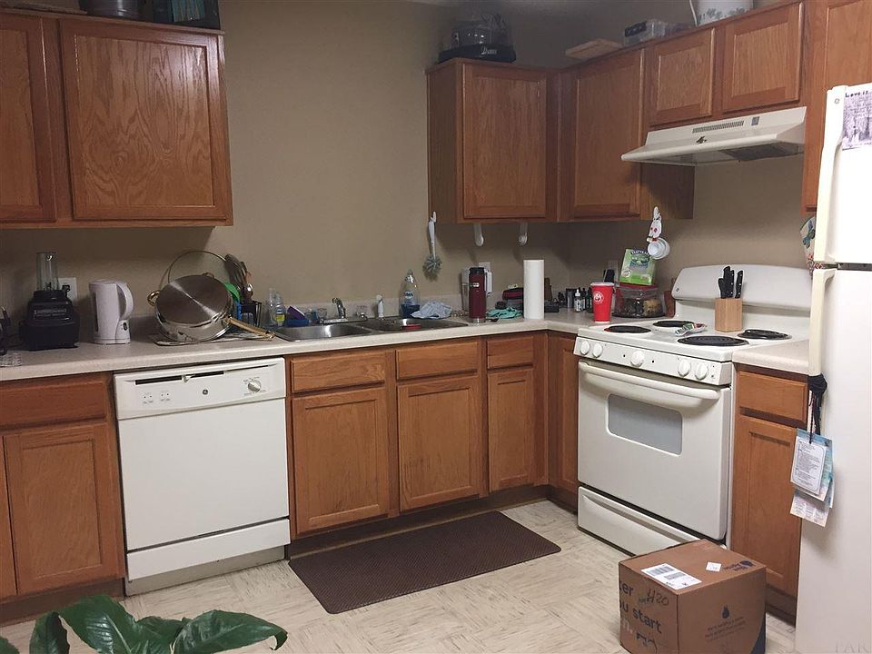 1st image of 10150 Cove Ave APT 16