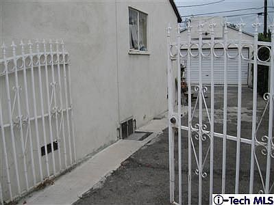 1st image of 8237 Morse Ave