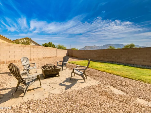2360 W Rau River Rd, Tucson, AZ 85705