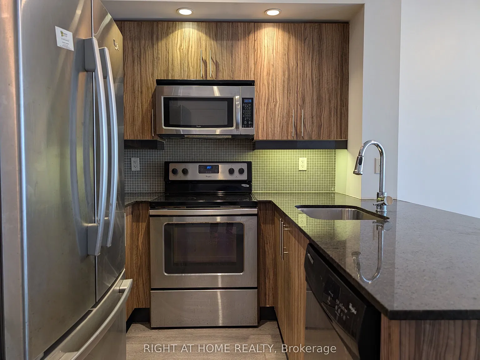 65 E Liberty St — Photo 2