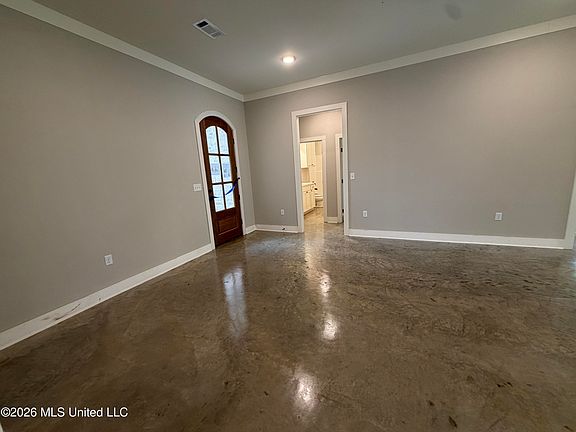 5th image of 198 Lake Harbor Rd