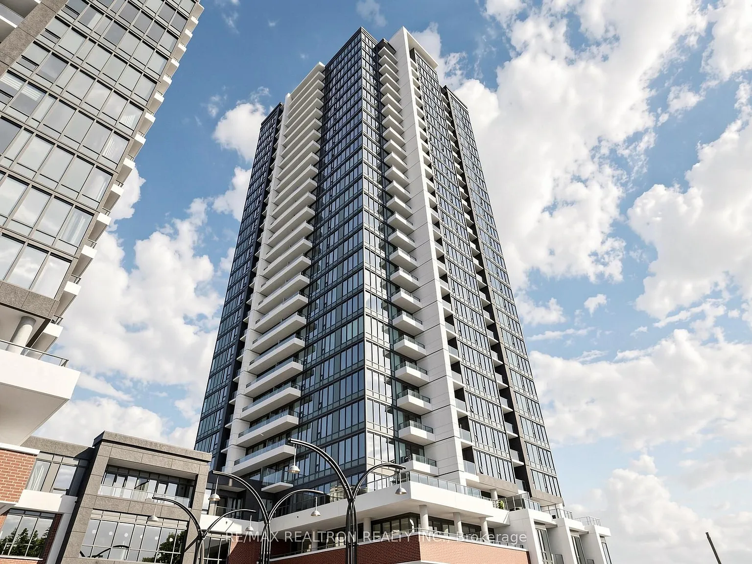 2 bed, $1,900 — Photo 1
