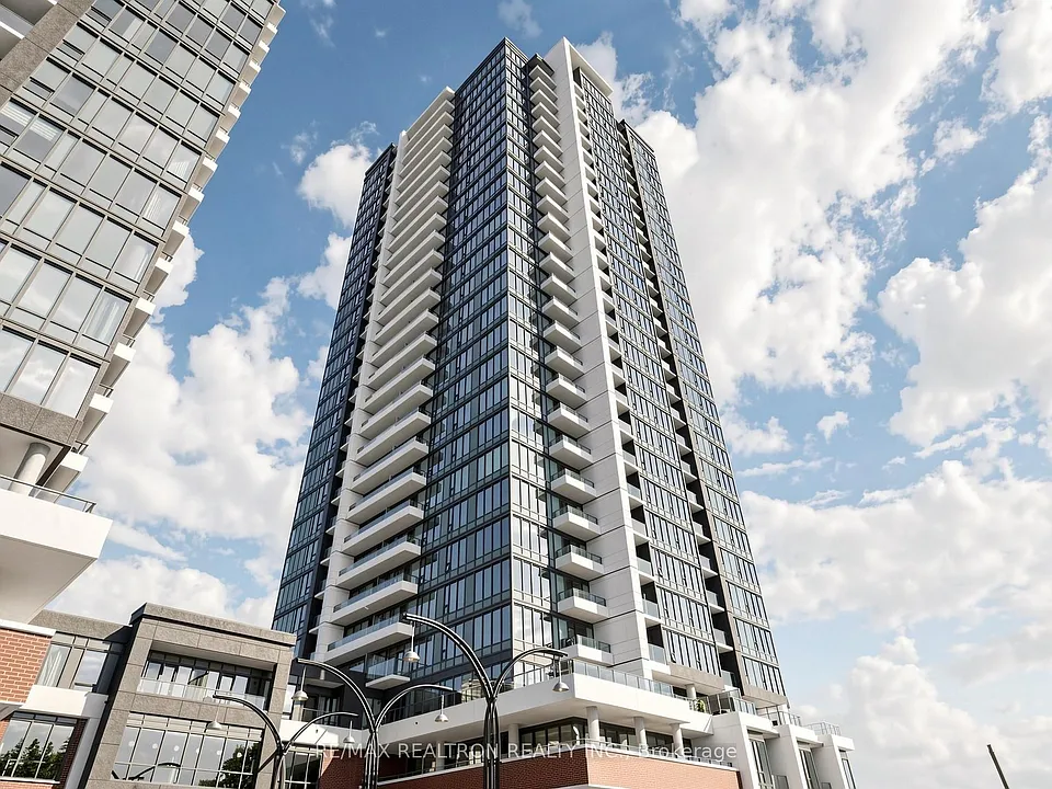 15 Wellington St S #1210