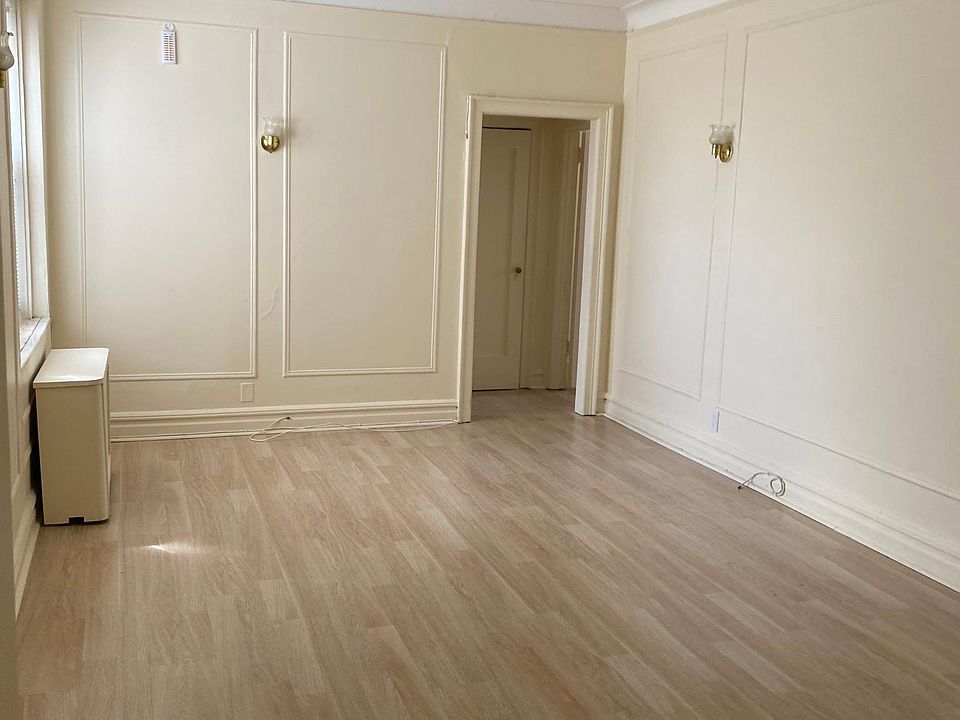 1st image of 15015 Sanford Ave