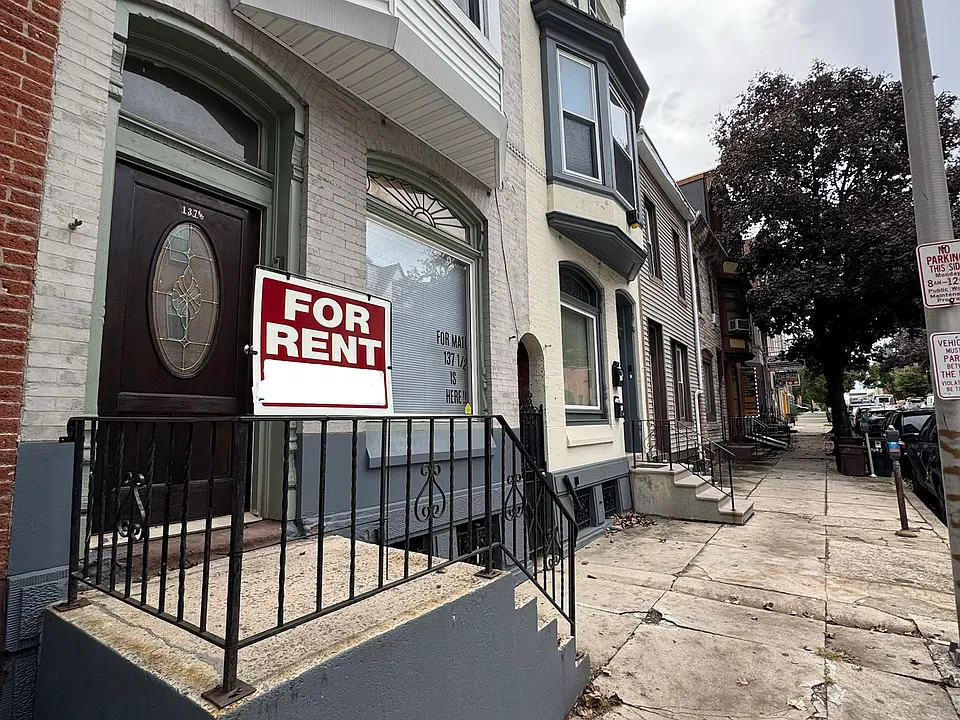 137 N 8th St #1