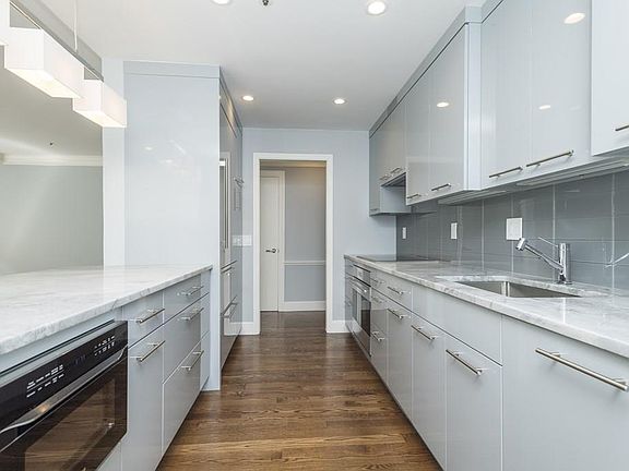 2nd image of 300 Boylston St Unit 908