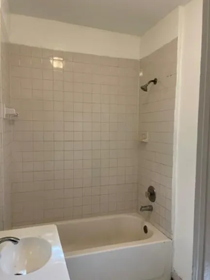 470 NE 162nd St #472 — Photo 1