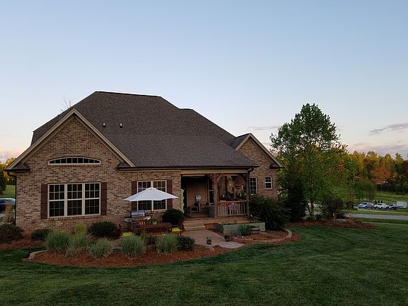 4th image of 2490 Rocky Springs Ln