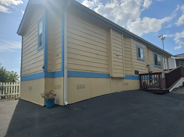 16219 Lower Harbor Rd #P1, Brookings, OR 97415