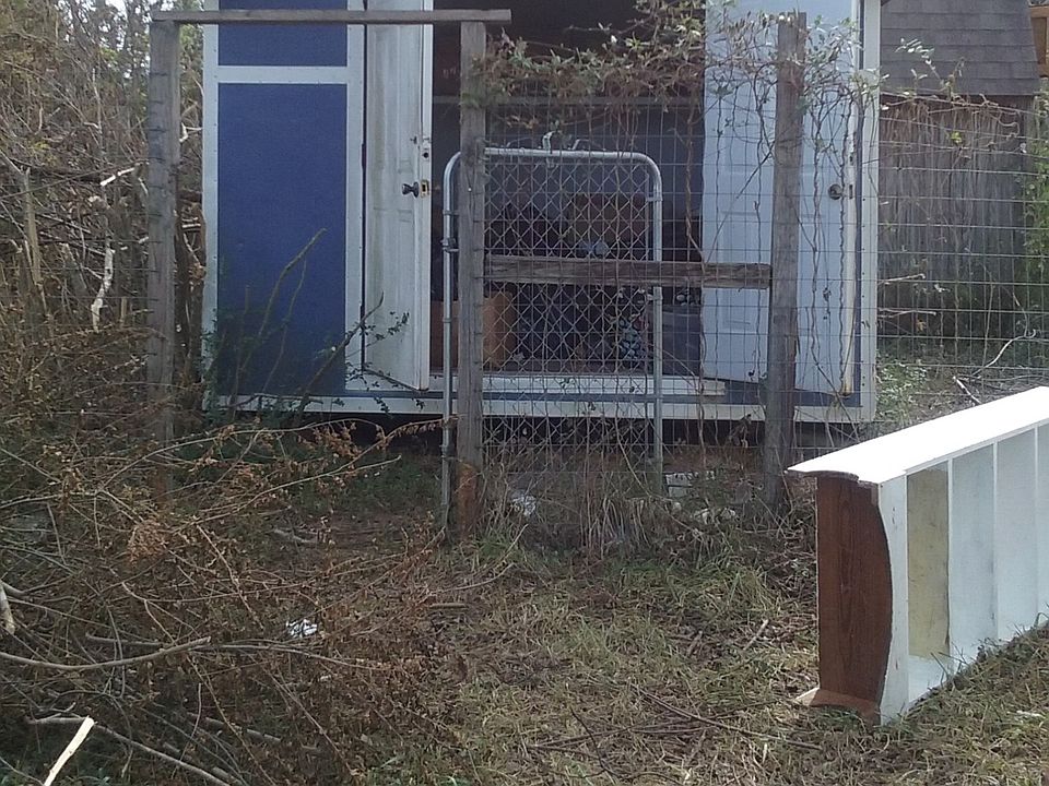 2nd image of 10300 Outback Loop
