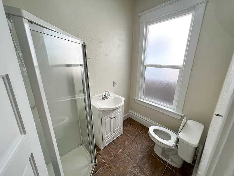 133 N M St — Photo 13