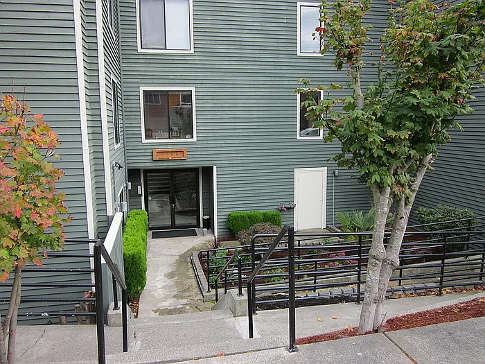 9600 9th Ave NW #101 — Photo 3