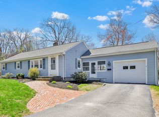 2 Crestwood Rd, Paxton, MA 01612