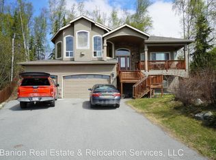 10727 Briggs Cache Cir, Eagle River, AK 99577