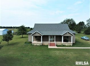 11281 Skyaire Dr, Green Valley, IL 61534