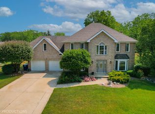 11403 Hummingbird Ln, Mokena, IL 60448