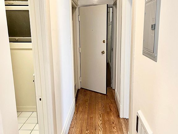 4th image of 722 Taylor St APT 2