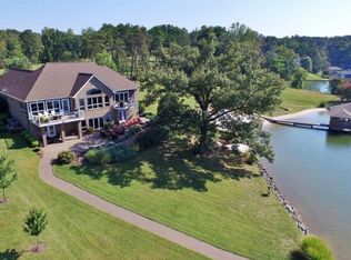 8991 Burnt Chimney Rd, Wirtz, VA 24184