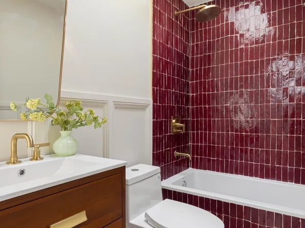 757 Putnam Avenue image 22 of 24