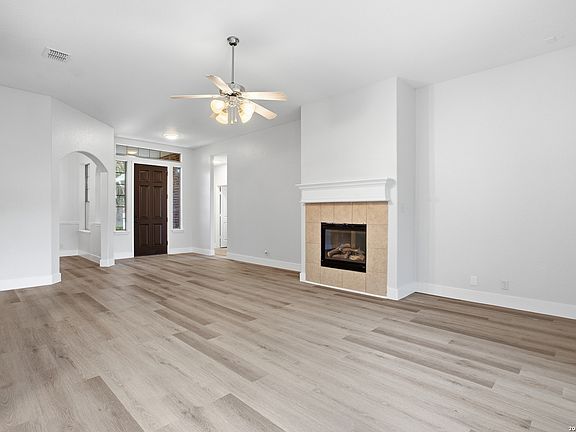 3rd image of 26919 Rustic Brook