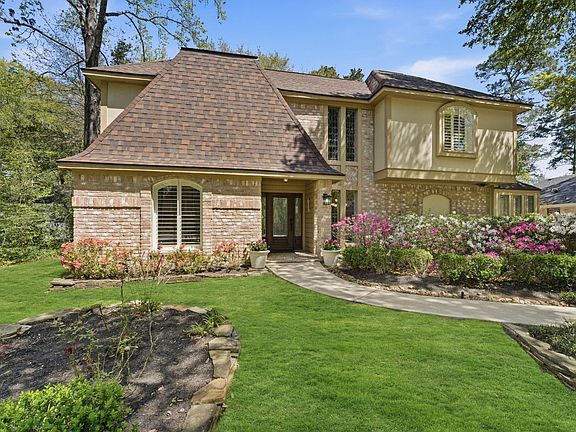 3rd image of 20 Falling Star Rd