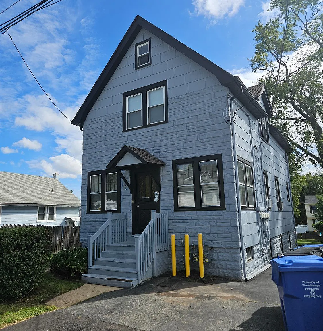 2 bed, 1.0 bath, $1,950 — Photo 1