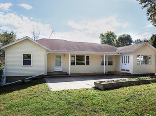 13016 Lakeridge Dr, Saint Louis, MO 63138