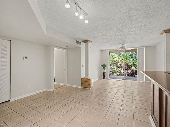 3rd image of 1280 Wildwood Lakes BLVD #106