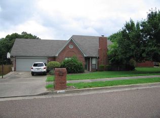 4019 Meadow Field Ln, Bartlett, TN 38135