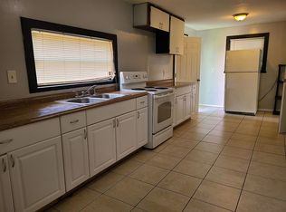 4842 16th St, Zephyrhills, FL 33542