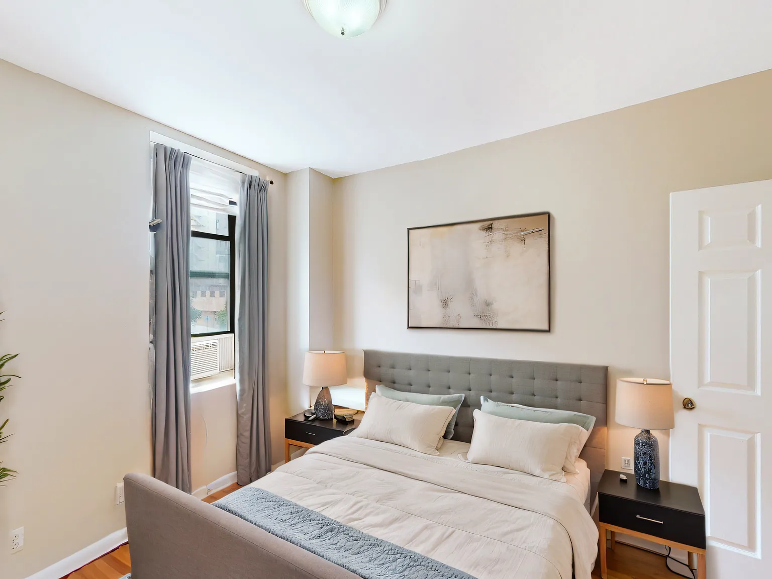 180 Claremont Ave — Photo 3