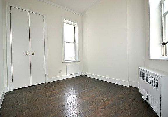 3rd image of 237 E 10th St #6E