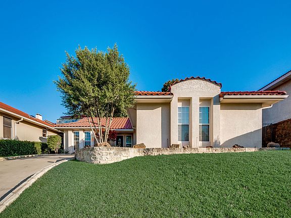 2nd image of 3607 Highpoint Dr
