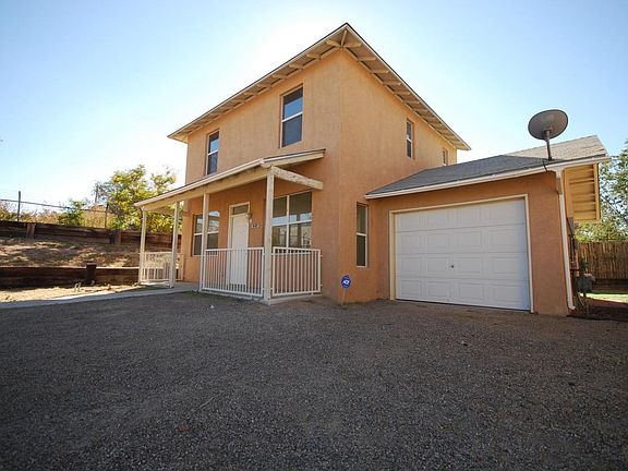 4th image of 420 Placido Martinez Ct NE