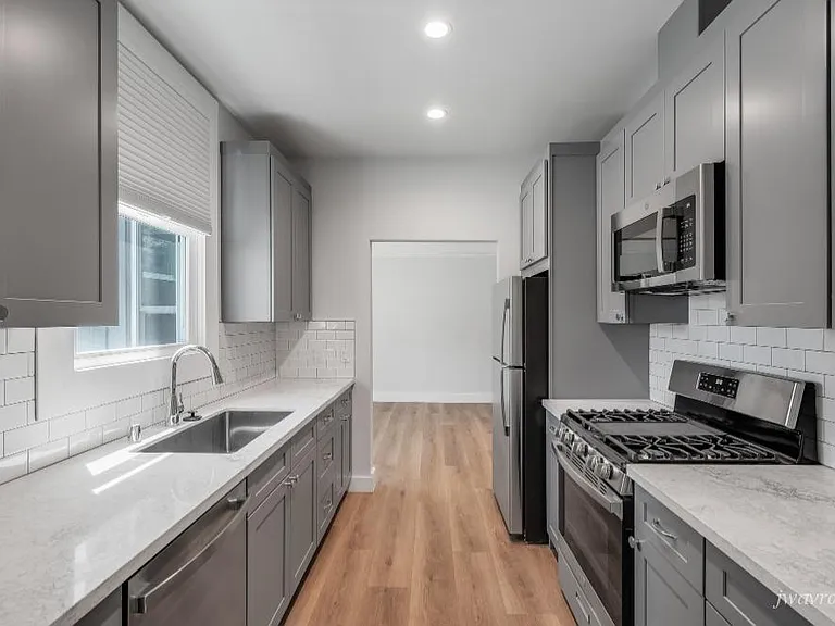 5026 Geary Blvd #D — Photo 1