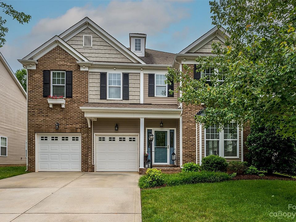 1st image of 4502 Hampstead Heath Dr