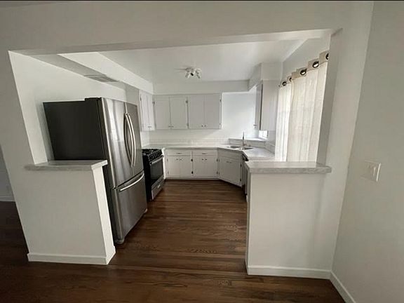 4th image of 4511 Finley Ave #3