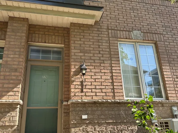 (undisclosed Address), Richmond Hill, ON L4C 0M7