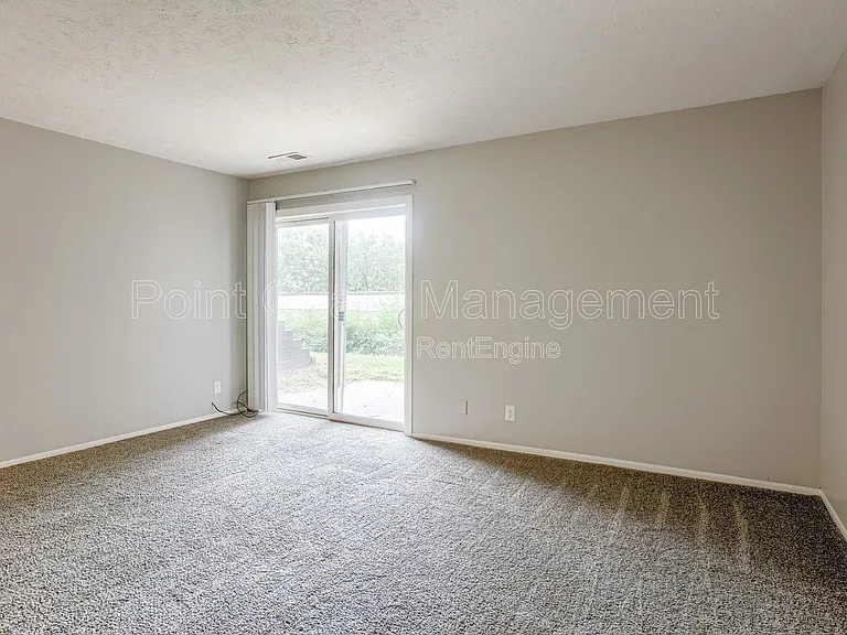 Brent Village — Photo 124
