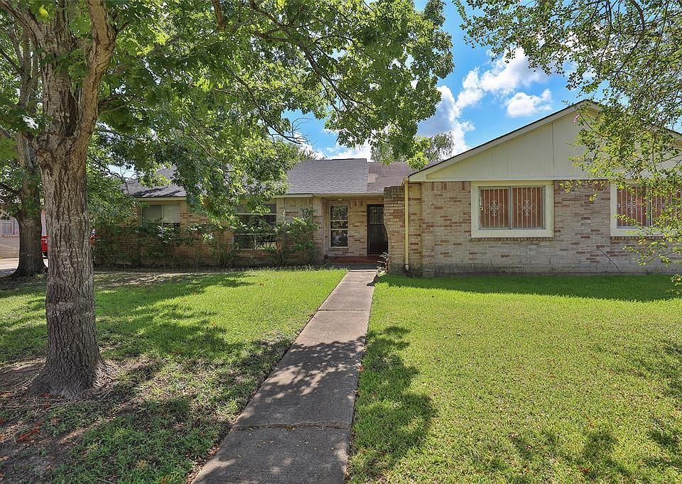1st image of 9603 Wellsworth Dr