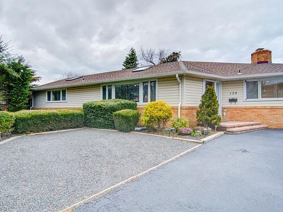 4th image of 139 Court Dr