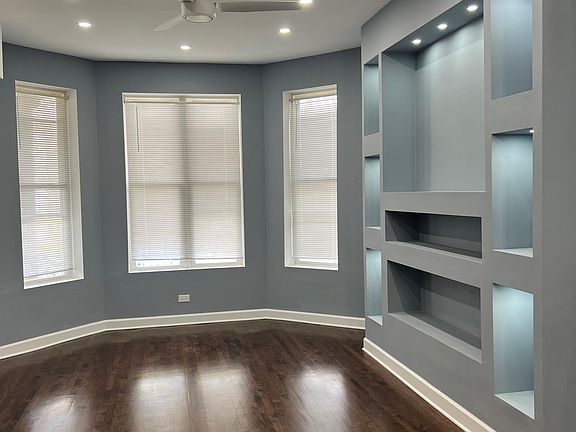 2nd image of 1630 N Karlov Ave APT 1