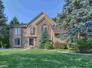 6026 James Head Ct, West Bloomfield, MI 48324