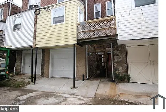 5220 Euclid St — Photo 7