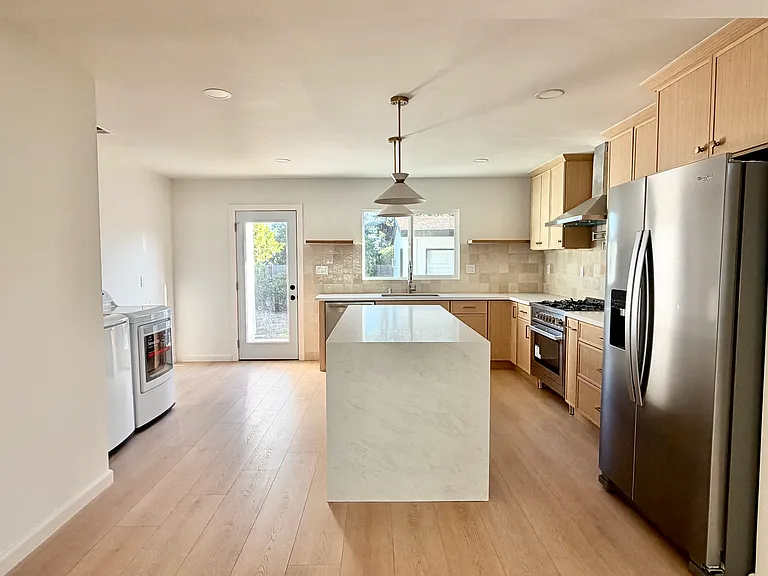 9850 E Lemon Ave — Photo 4