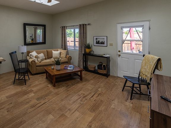 4th image of 2344 Camino Del Prado