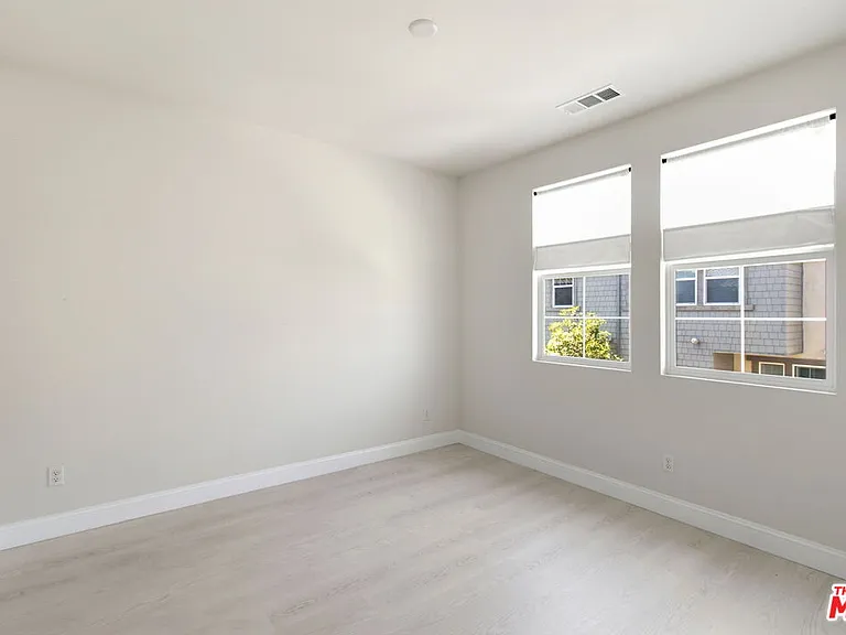 12228 Veranda Dr — Photo 10